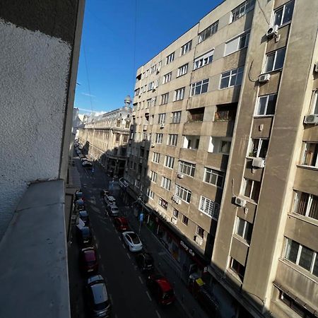 Lifestyle In The Center Apartment Bukares Bagian luar foto